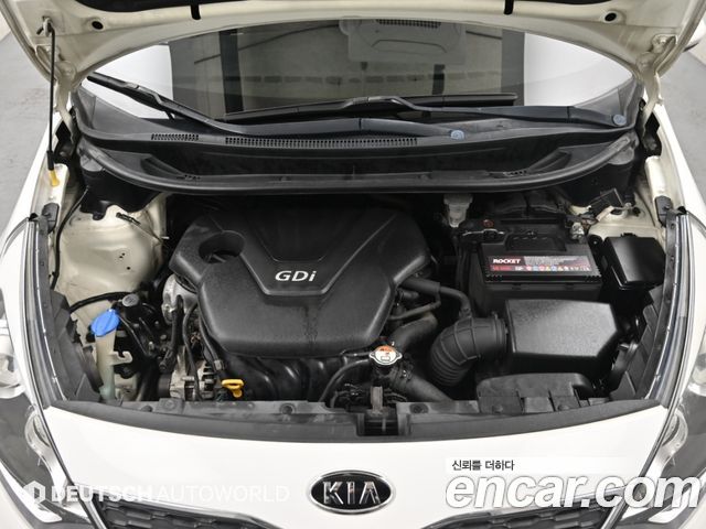 Kia pride 2012 — photo 6