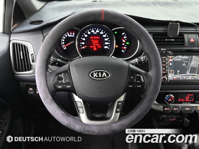 Kia pride 2012 — photo 13
