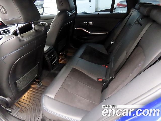 BMW 3-Series 2020 — photo 6