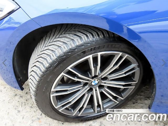 BMW 3-Series 2020 — photo 20