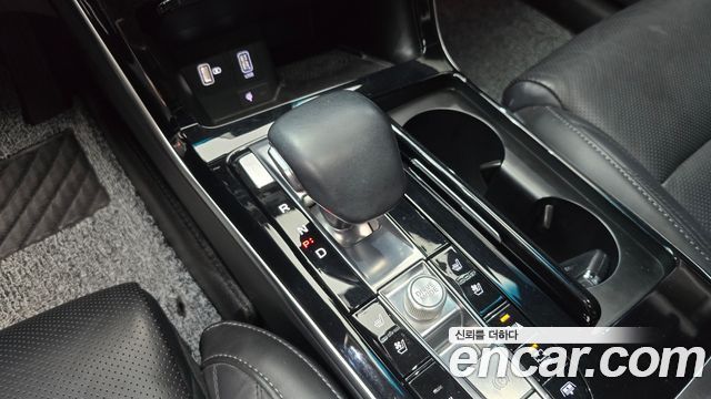 Kia K7 2020 — photo 12
