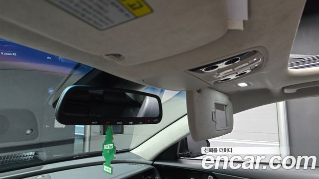 Kia K7 2020 — photo 31