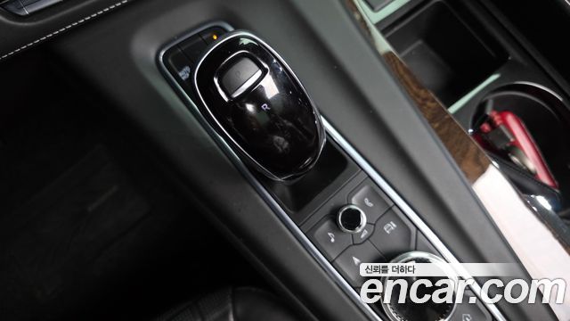 Cadillac Escalade 2021 — photo 12