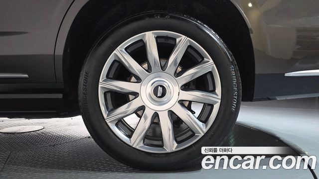 Cadillac Escalade 2021 — photo 7