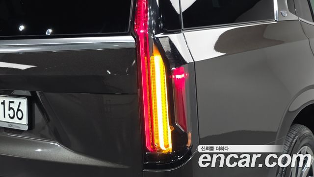 Cadillac Escalade 2021 — photo 9