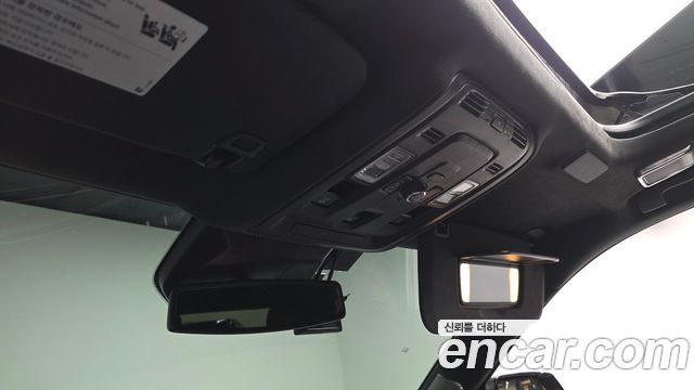Cadillac Escalade 2021 — photo 28
