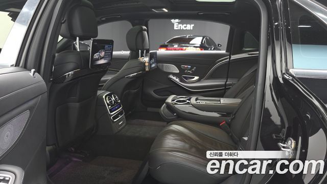Mercedes-Benz S-Class 2020 — photo 17