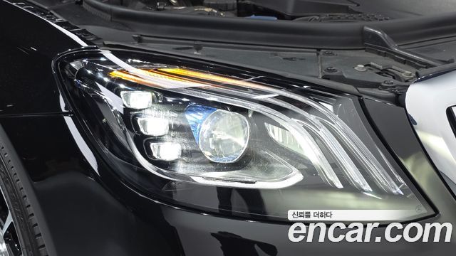 Mercedes-Benz S-Class 2020 — photo 8