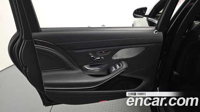 Mercedes-Benz S-Class 2020 — photo 15
