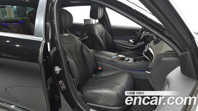 Mercedes-Benz S-Class 2020 — photo 16