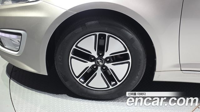 Kia K5 2013 — photo 5