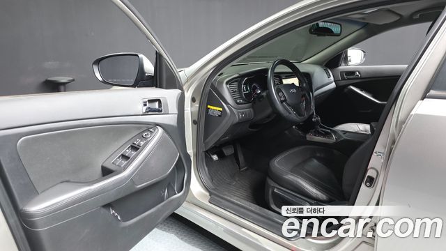 Kia K5 2013 — photo 13