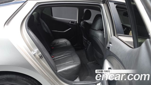Kia K5 2013 — photo 18