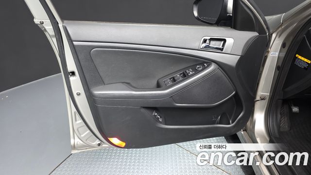 Kia K5 2013 — photo 14