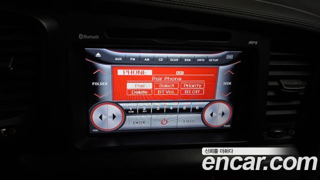 Kia K5 2013 — photo 30