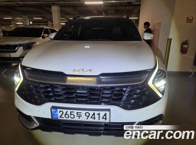 Kia Sportage 2022 — photo 1