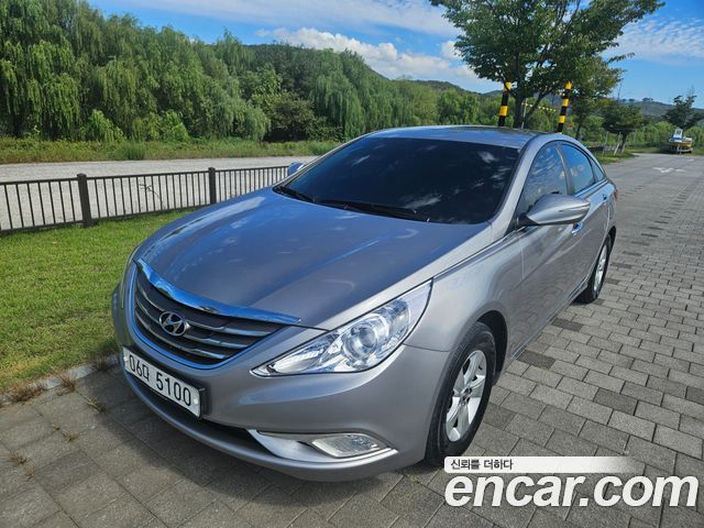 Hyundai Sonata 2014 — photo 1