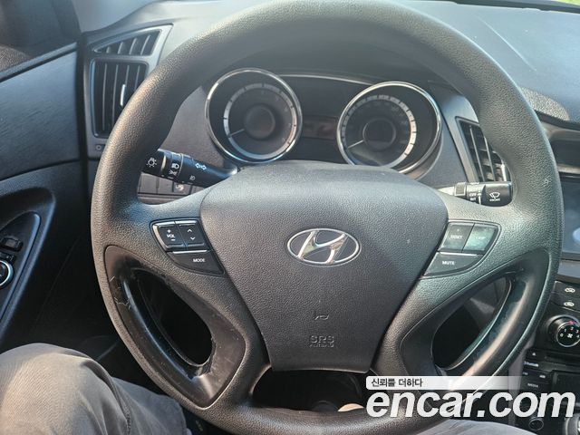 Hyundai Sonata 2014 — photo 10