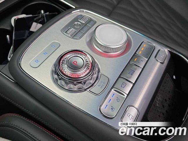 Genesis G90 2023 — photo 8