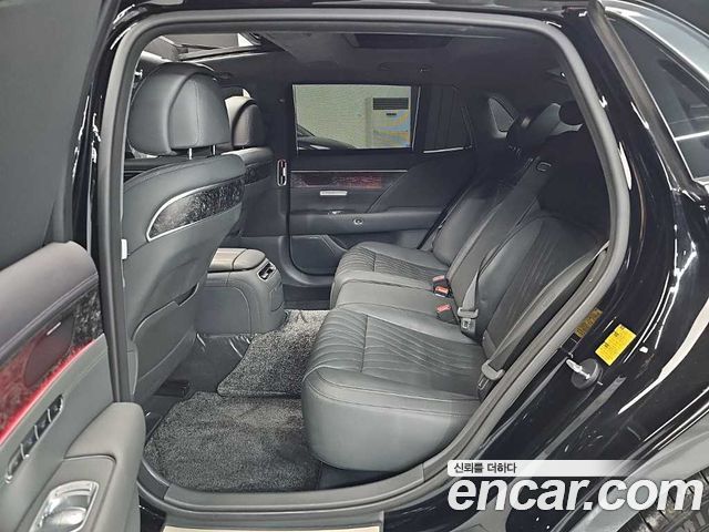 Genesis G90 2023 — photo 12