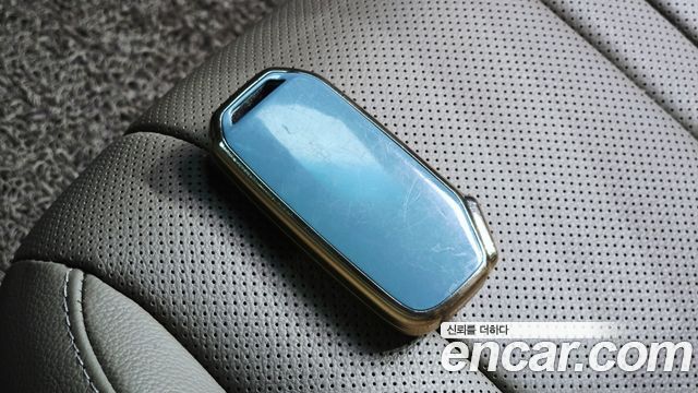Kia K8 2023 — photo 23