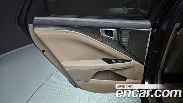 Kia K8 2023 — photo 15