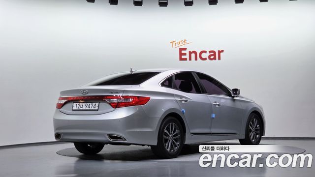 Hyundai Grandeur 2011 — photo 2