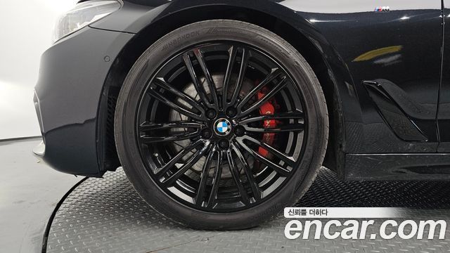 BMW 5-Series 2017 — photo 5