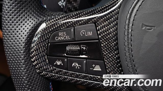 BMW 5-Series 2017 — photo 18