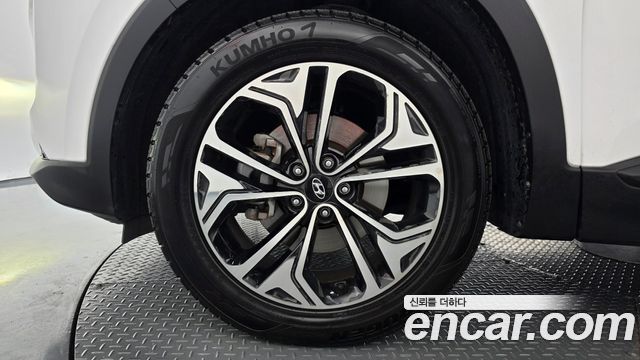 Hyundai Santafe 2019 — photo 5