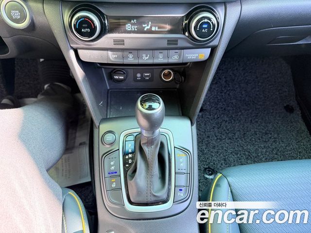 Hyundai Kona 2018 — photo 17