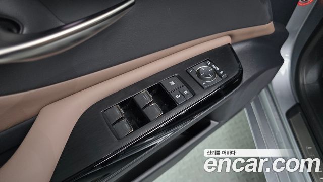 Lexus ES 2025 — photo 30