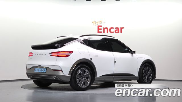 Genesis GV60 2022 — photo 2