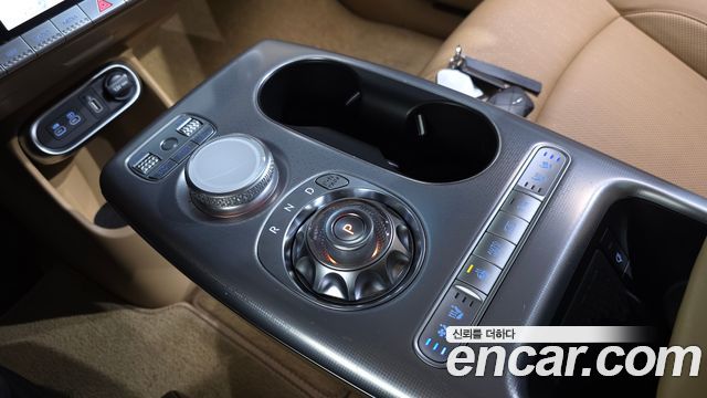 Genesis GV60 2022 — photo 12