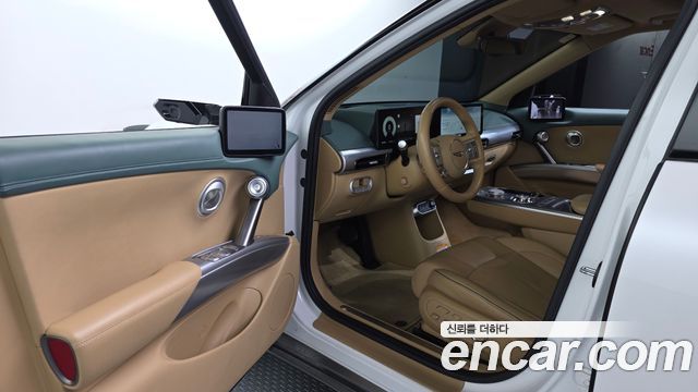 Genesis GV60 2022 — photo 13