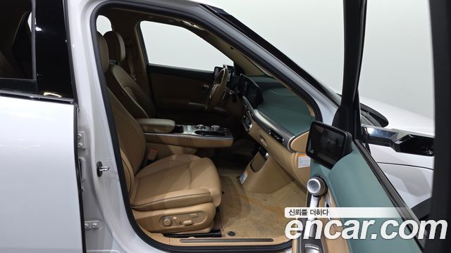 Genesis GV60 2022 — photo 17