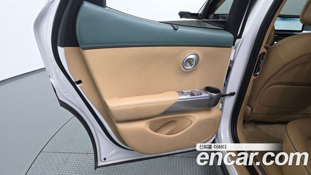 Genesis GV60 2022 — photo 15
