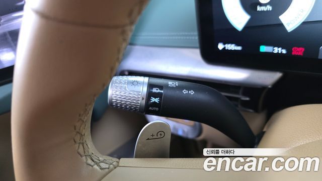 Genesis GV60 2022 — photo 33