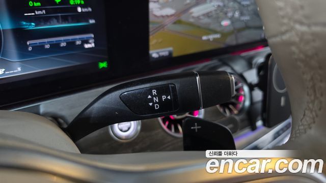 Mercedes-Benz CLS-Class 2020 — photo 12