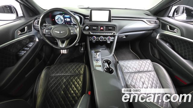 Genesis G70 2019 — photo 10