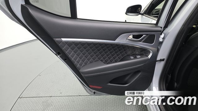 Genesis G70 2019 — photo 15