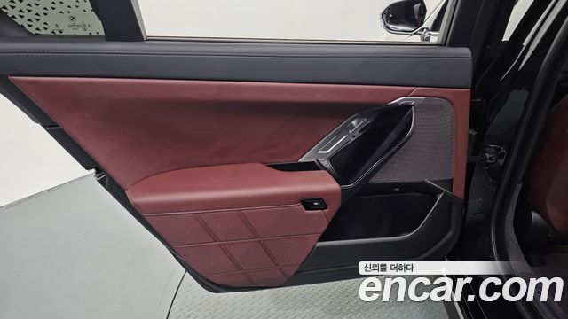 BMW 7-Series 2024 — photo 15