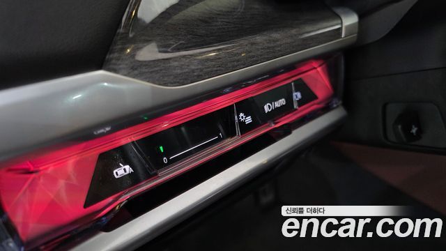 BMW 7-Series 2024 — photo 31