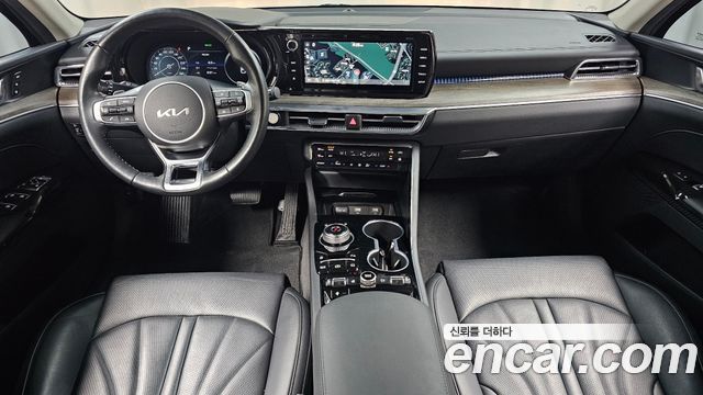 Kia K5 2023 — photo 10