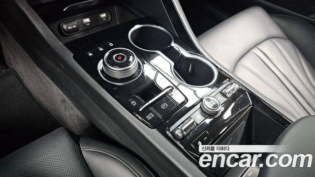 Kia K5 2023 — photo 12