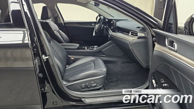 Kia K5 2023 — photo 16