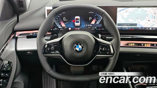 BMW 5-Series 2026 — photo 19