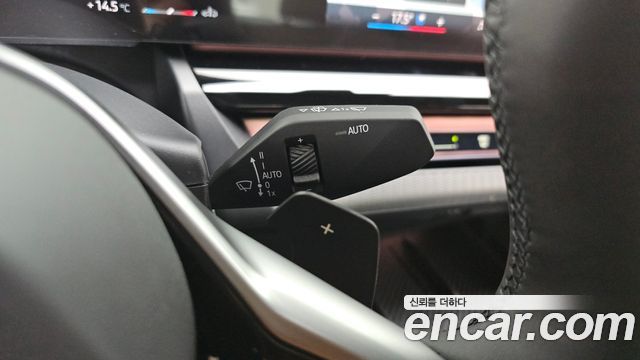BMW 5-Series 2026 — photo 26