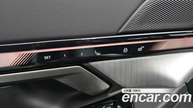 BMW 5-Series 2026 — photo 28