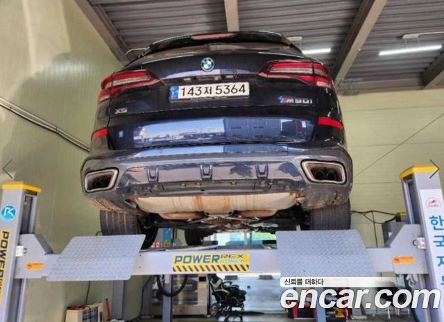 BMW X5 2022 — photo 2